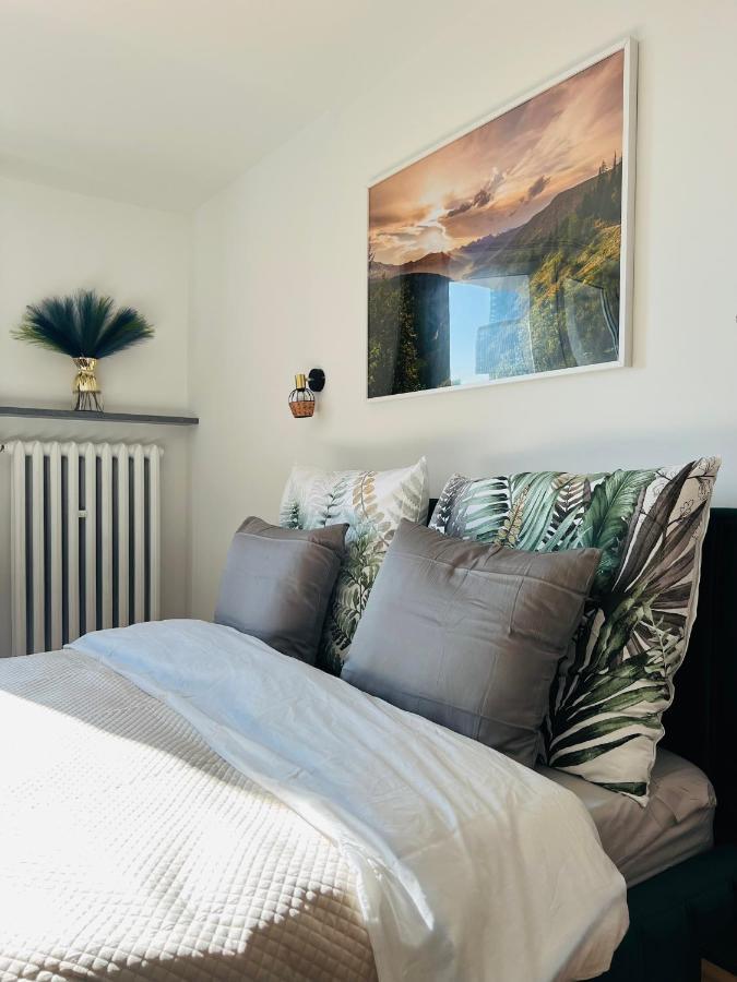 Mare E Monti Apartments カトヴィツェ エクステリア 写真