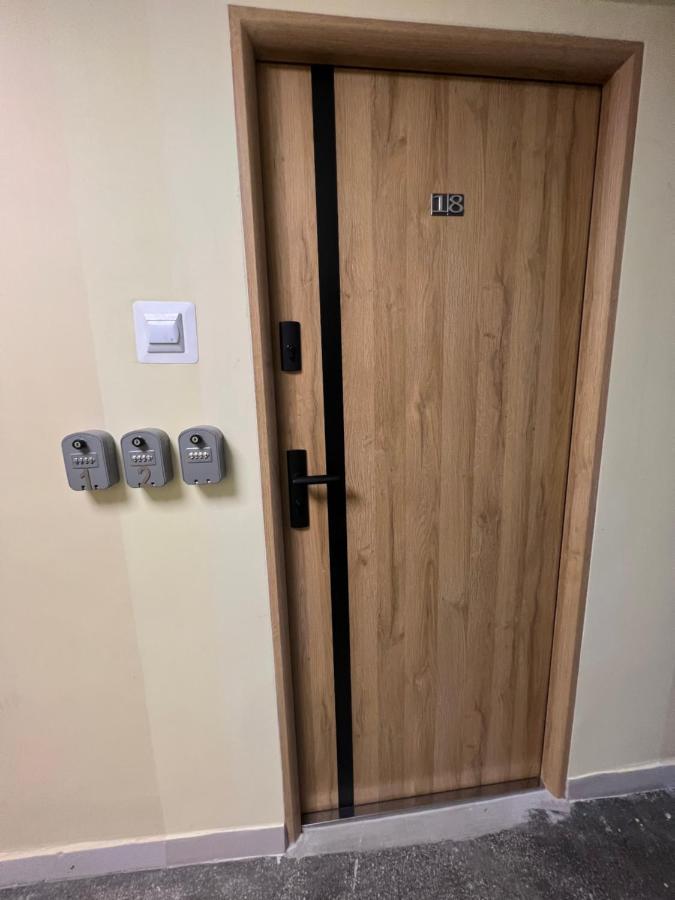 Mare E Monti Apartments カトヴィツェ エクステリア 写真