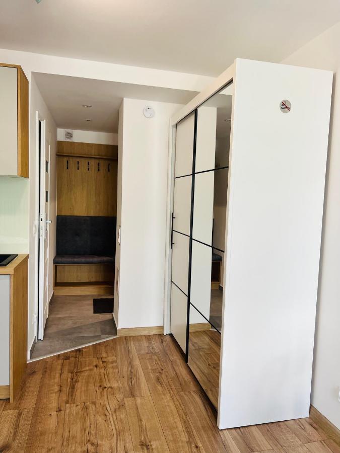 Mare E Monti Apartments カトヴィツェ エクステリア 写真